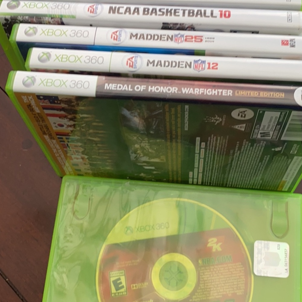 Xbox 360 games - Picture 2 of 3